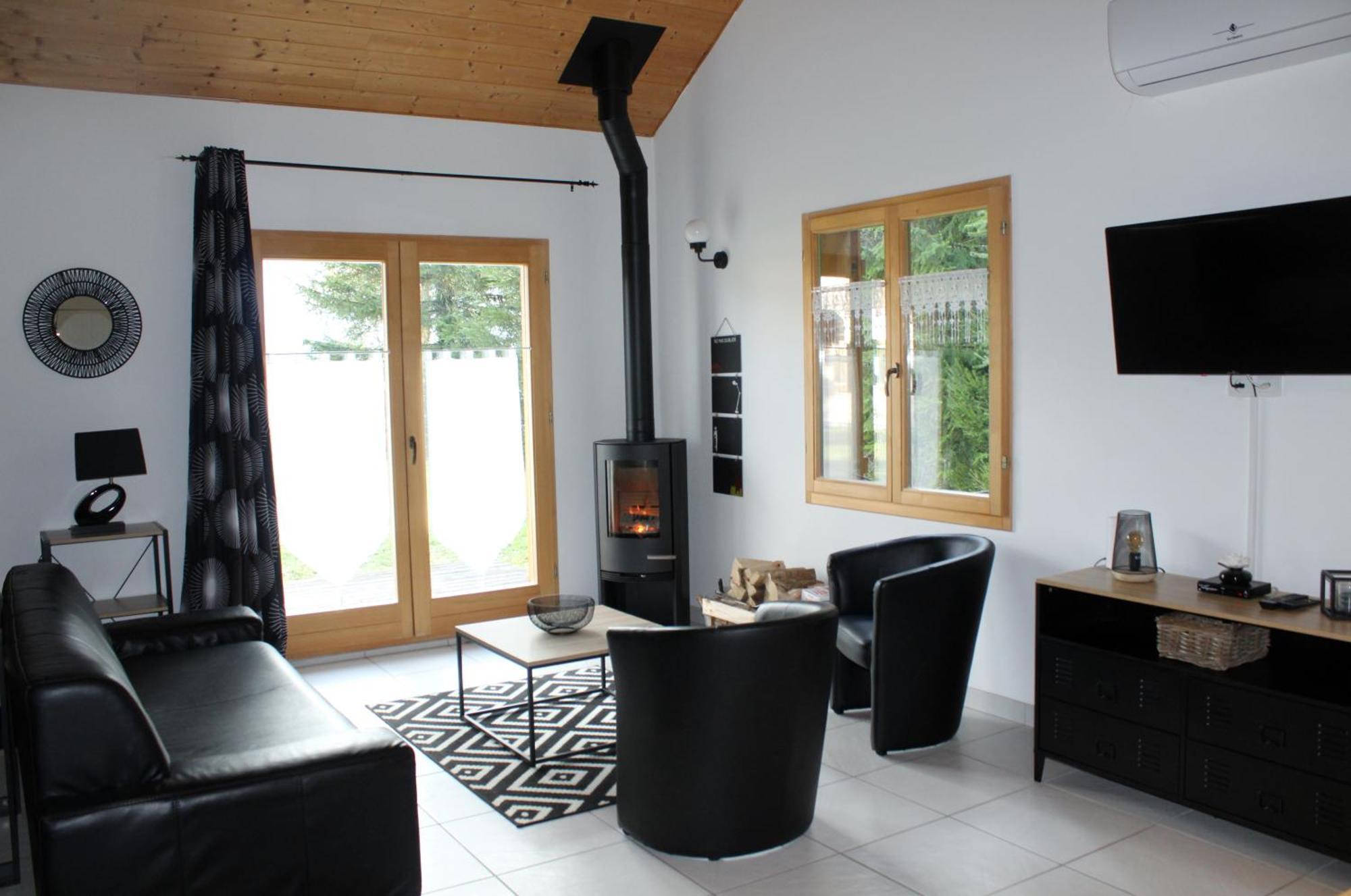 Chalet De Charme Le Contemporain Ney Exterior photo