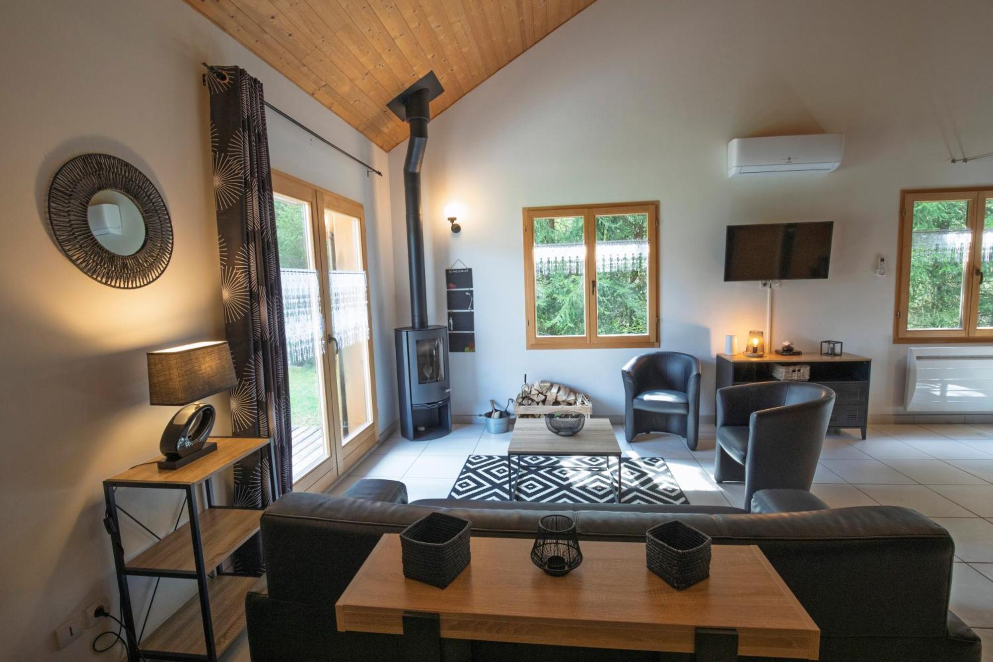 Chalet De Charme Le Contemporain Ney Exterior photo